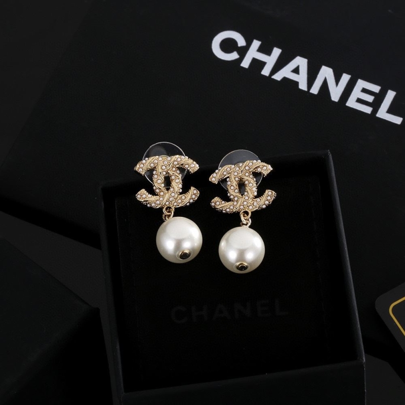 Ch**el earrings